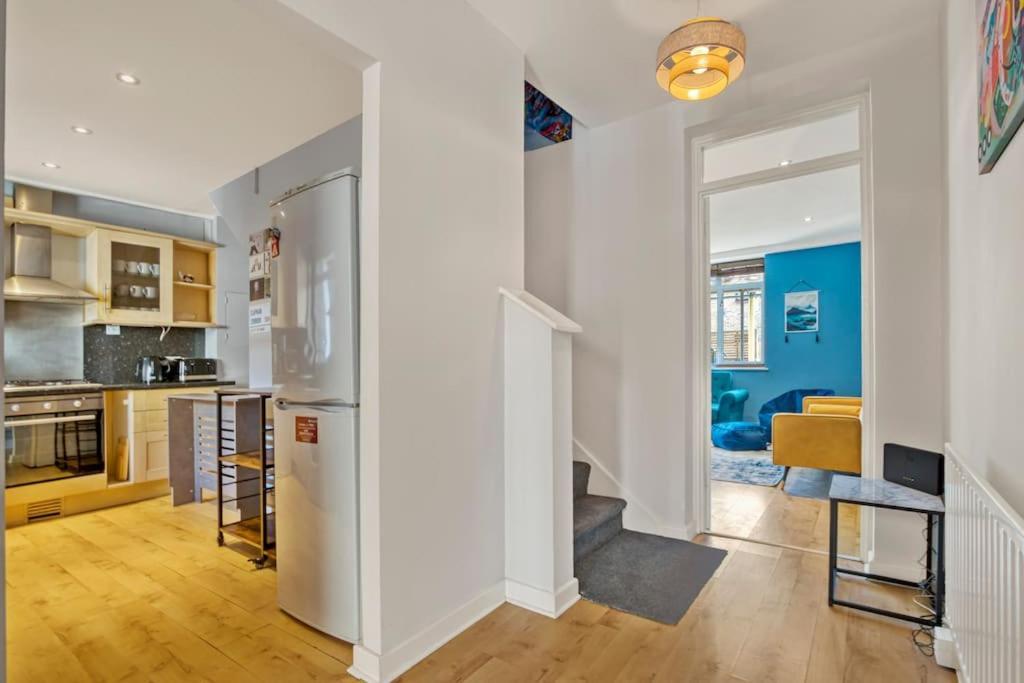Lovely 3-Bed Clapham Common Londen Buitenkant foto