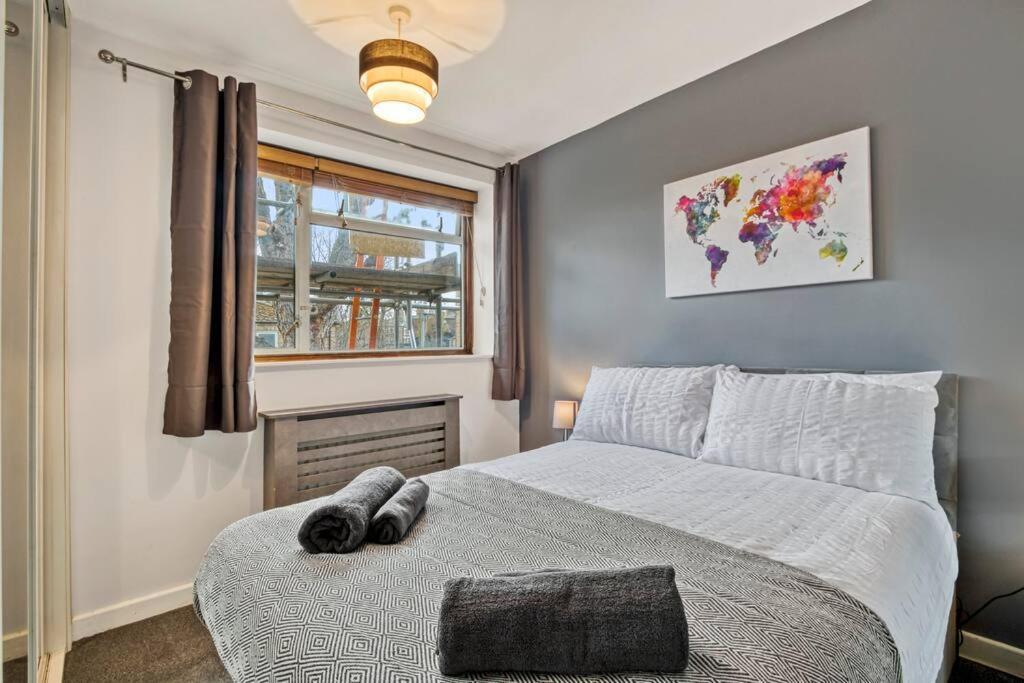 Lovely 3-Bed Clapham Common Londen Buitenkant foto
